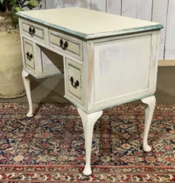 Bureau anglais en sapin des années 1950