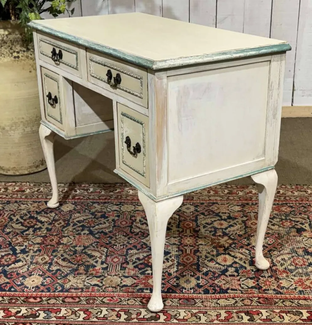 Bureau anglais en sapin des années 1950
