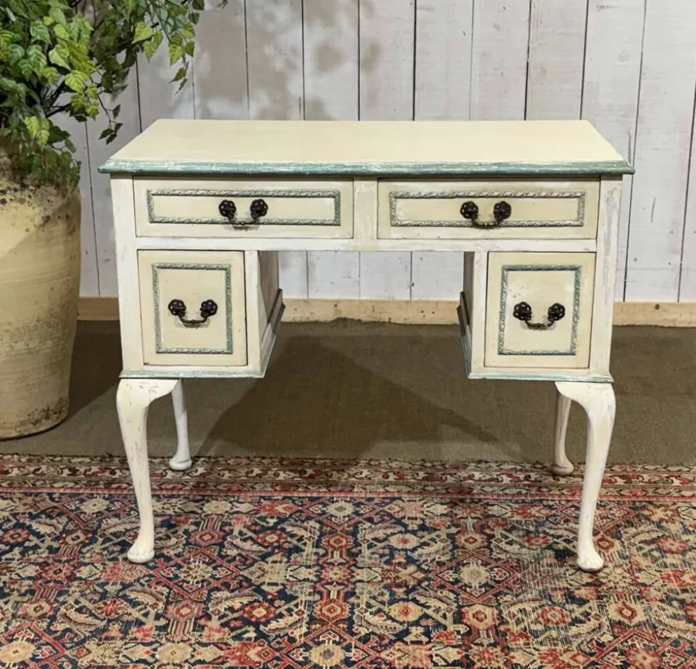 Bureau anglais en sapin des années 1950