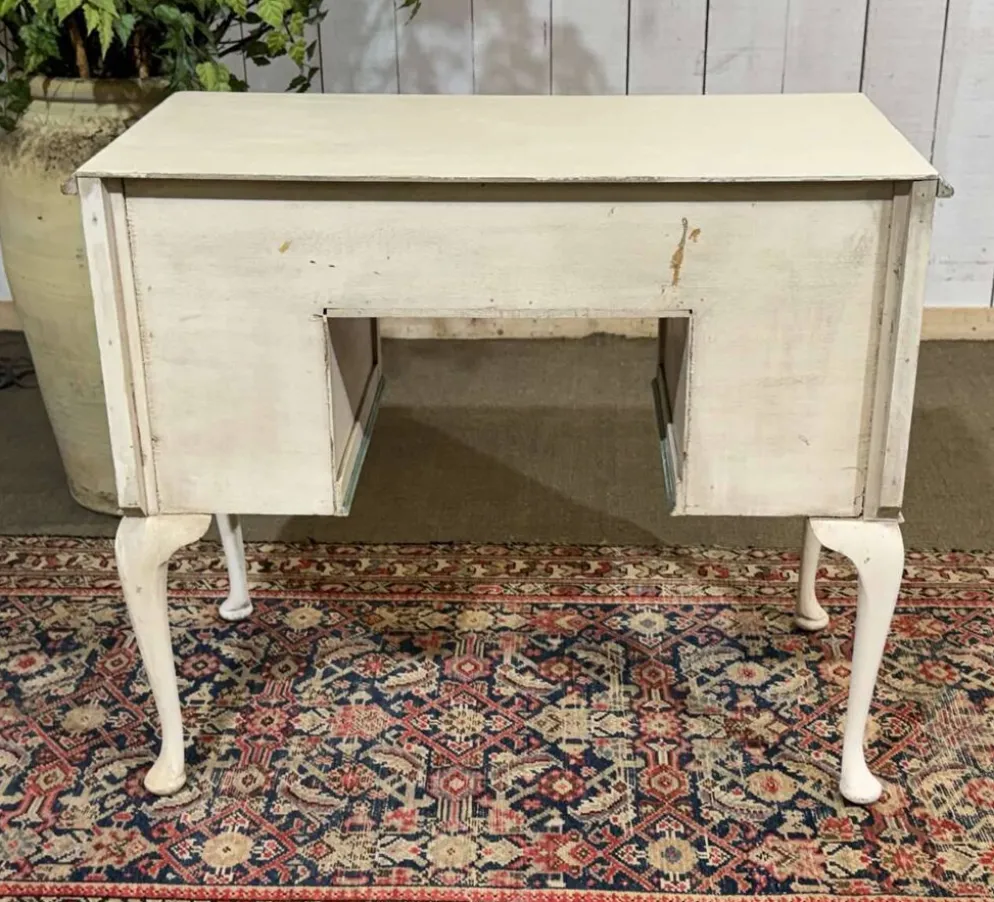 Bureau anglais en sapin des années 1950