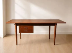 Bureau Arne Vodder pour H. Sigh & Sons Møbelfabrik ; Danemark, années 1960.