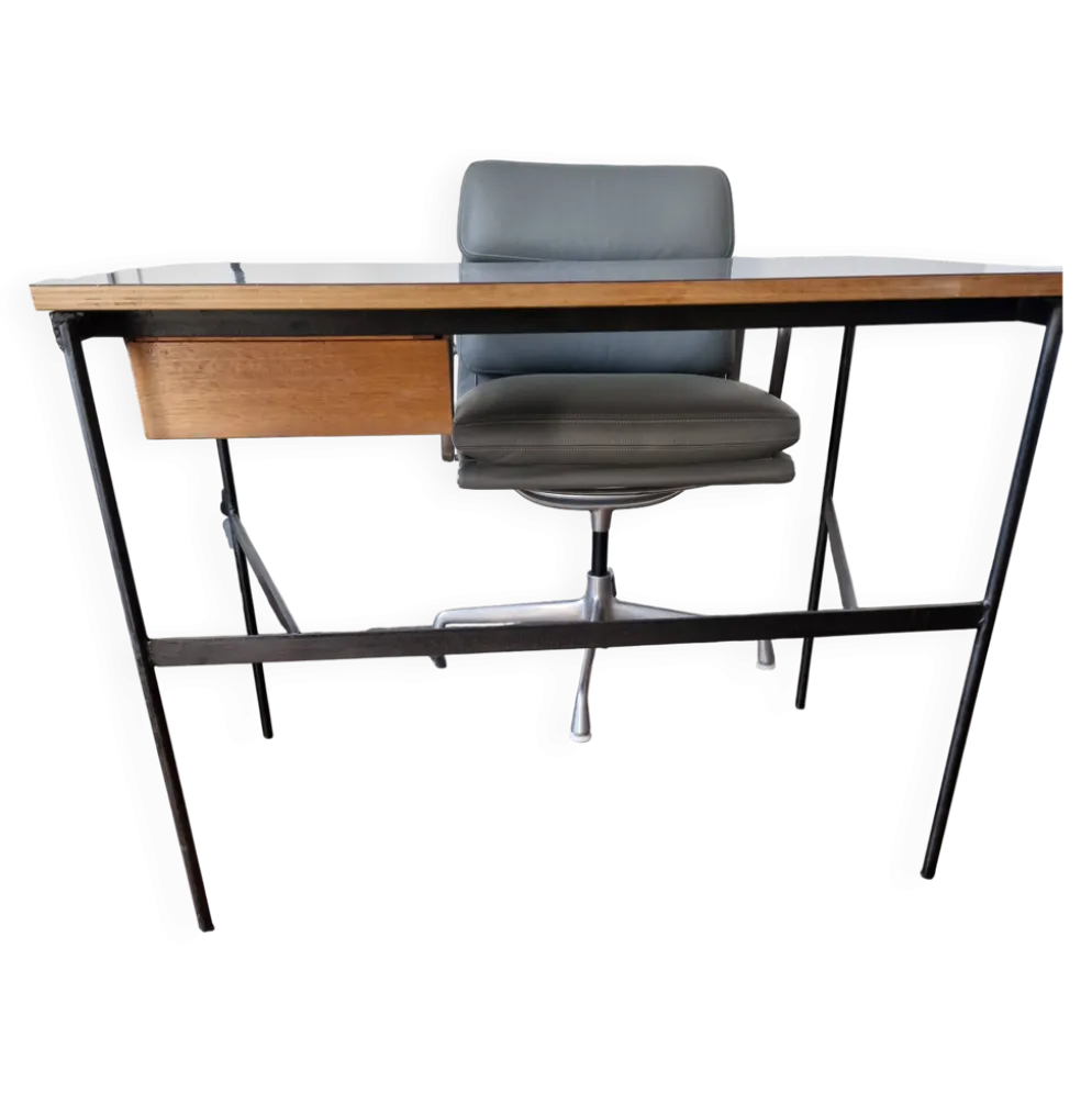 Bureau attribue a Pierre Paulin 1960