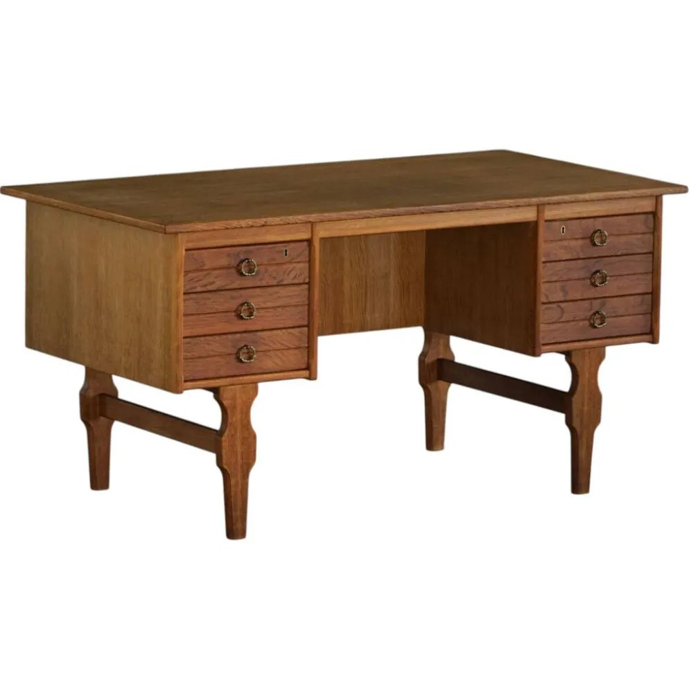 Bureau autoportant en Oak par Henning Kjærnulf, Modernité danoise du milieu du siècle, années 1950