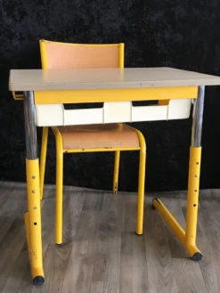 Bureau avec chaise