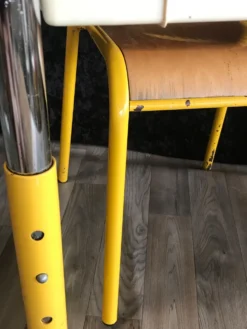 Bureau avec chaise