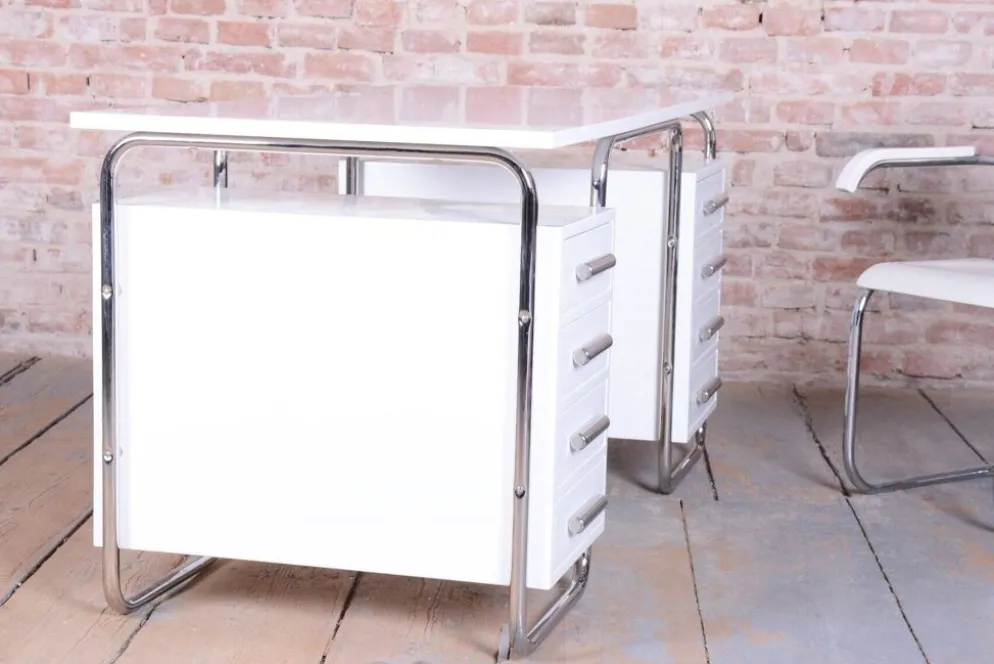 Bureau Bauhaus en acier chromé par Marcel Breuer, tchèque, années 1930