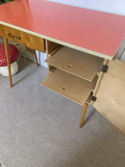 Bureau Baumann Vintage 60’s