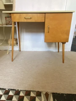 Bureau Baumann Vintage 60’s
