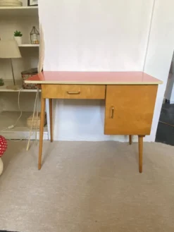 Bureau Baumann Vintage 60’s