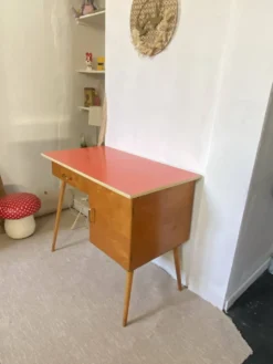 Bureau Baumann Vintage 60’s
