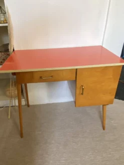 Bureau Baumann Vintage 60’s