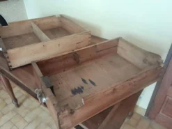 Bureau bois massif style Louis Philippe