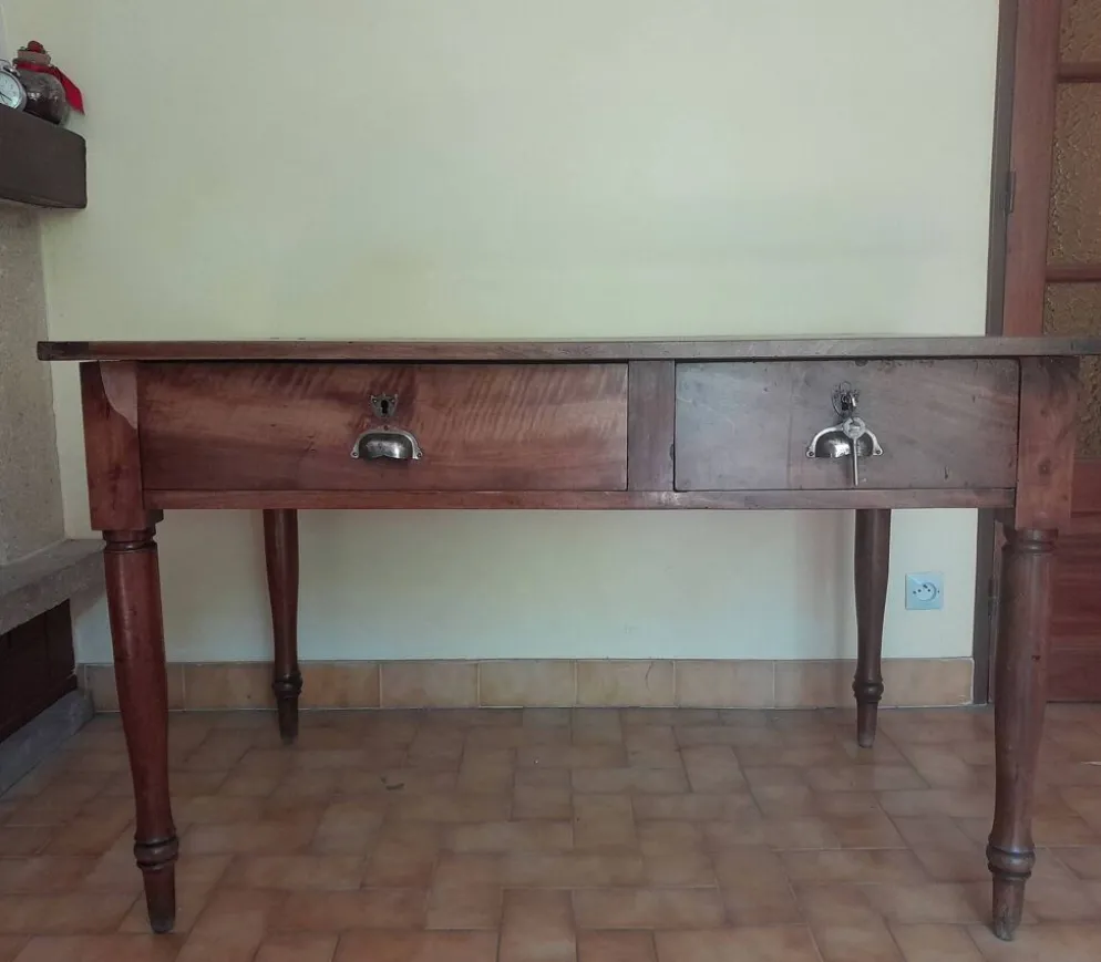 Bureau bois massif style Louis Philippe