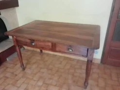 Bureau bois massif style Louis Philippe