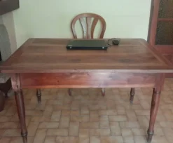 Bureau bois massif style Louis Philippe