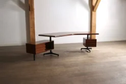 Bureau Boomerang T96 d'Osvaldo Borsani pour Tecno, Italie, 1956