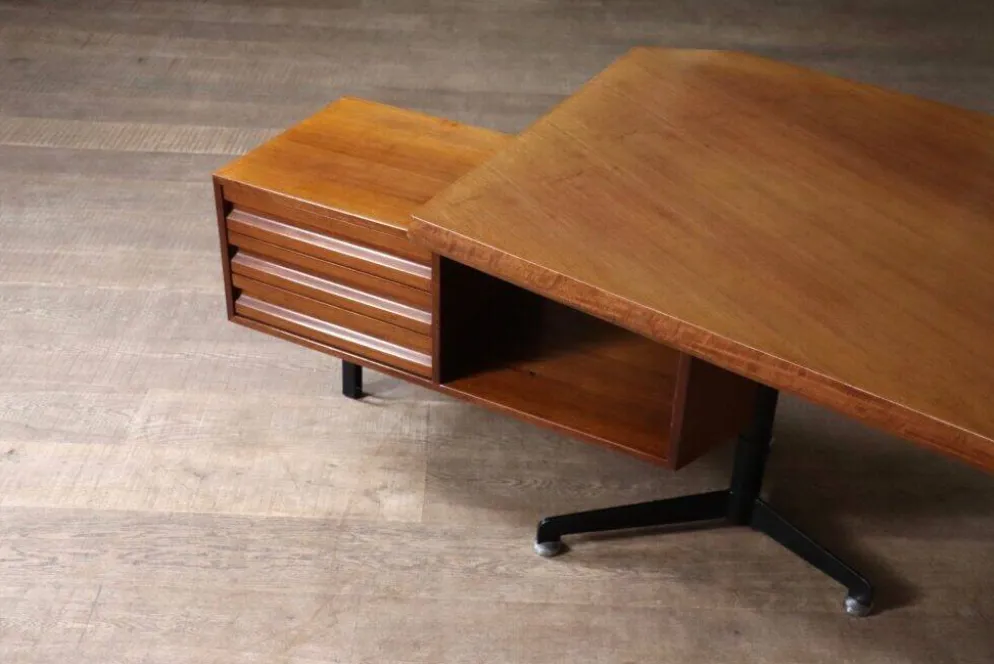 Bureau Boomerang T96 d'Osvaldo Borsani pour Tecno, Italie, 1956