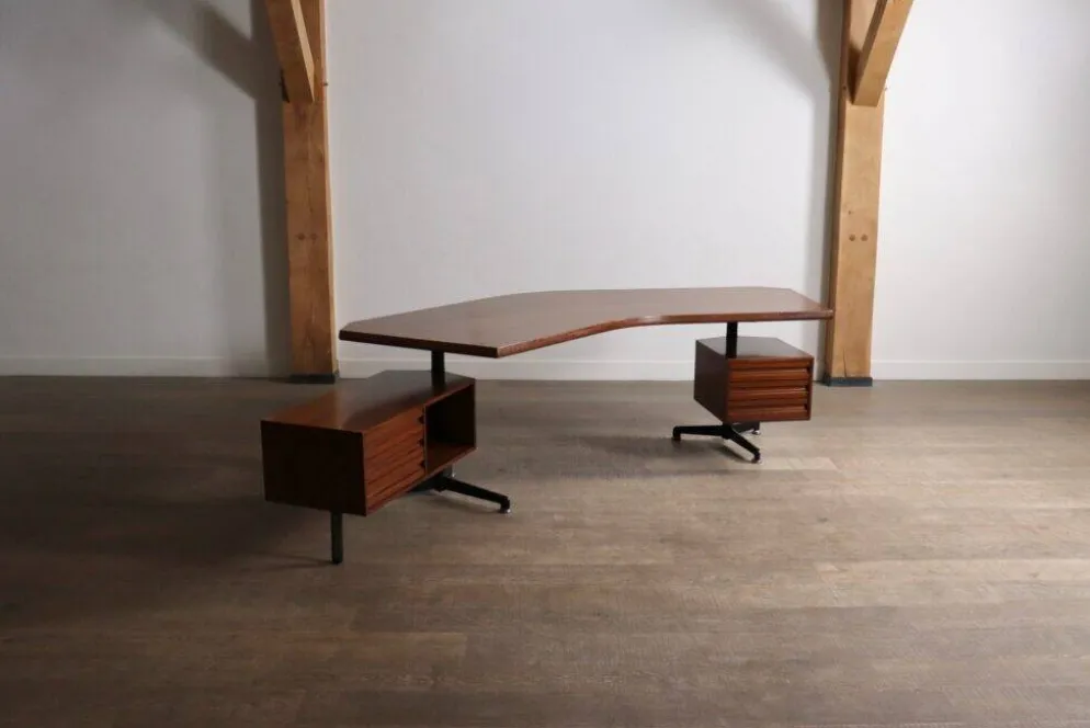 Bureau Boomerang T96 d'Osvaldo Borsani pour Tecno, Italie, 1956
