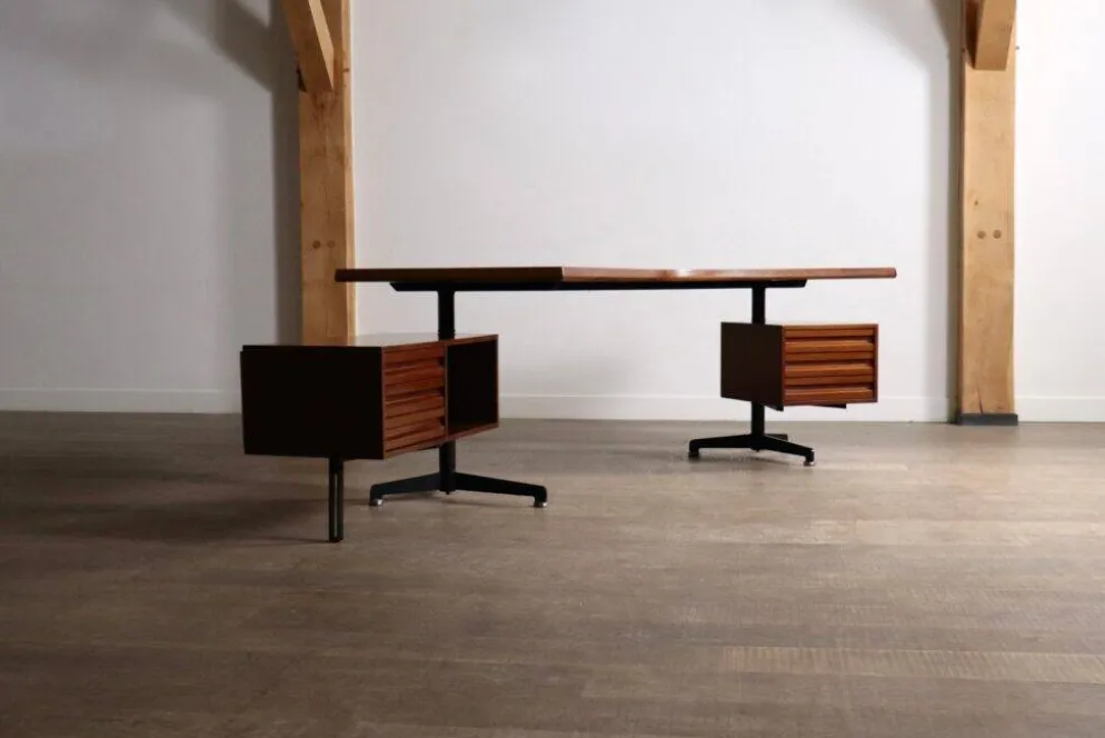 Bureau Boomerang T96 d'Osvaldo Borsani pour Tecno, Italie, 1956