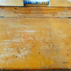 Bureau à boulier et sa chaise 1950