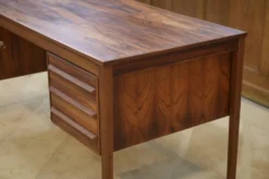 Bureau Bruksbo scandinave en palissandre attribué à Torbjorn Afdal 1960’s