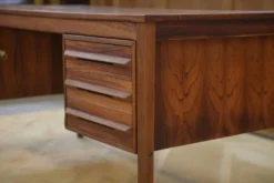 Bureau Bruksbo scandinave en palissandre attribué à Torbjorn Afdal 1960’s