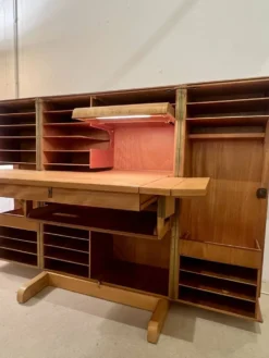 Bureau cabinet pliant 