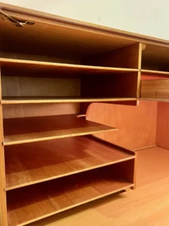 Bureau cabinet pliant 