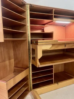 Bureau cabinet pliant 