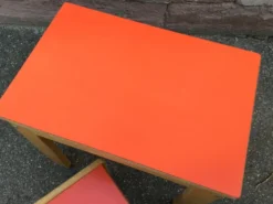 Bureau & chaise enfant école maternelle vintage
