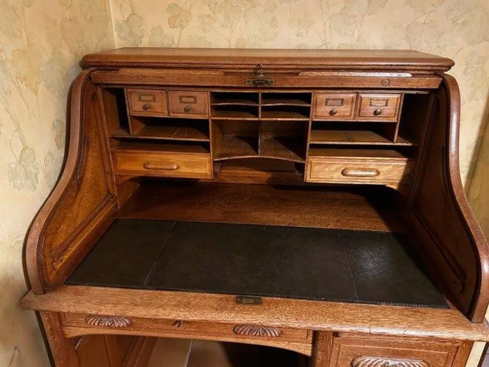 Bureau chêne avec volet coulissant et chaise bois cuir