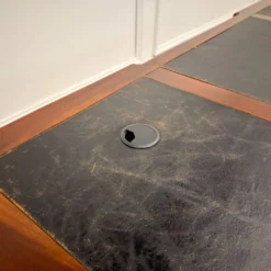 Bureau classique partenaire en cuir noir