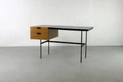 Bureau CM141 par Pierre Paulin pour Thonet – 1954