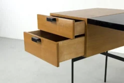 Bureau CM141 par Pierre Paulin pour Thonet – 1954