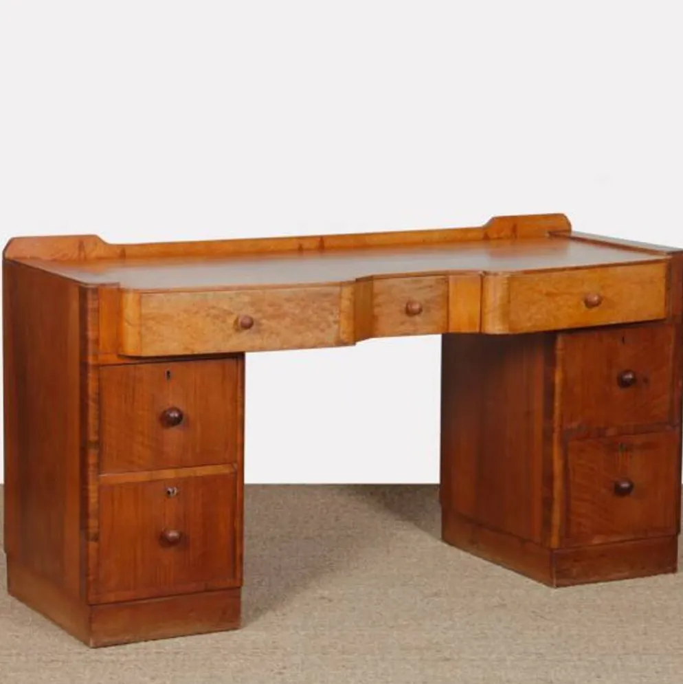 Bureau/coiffeuse en bois de loupe datant des années 1930
