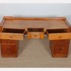 Bureau/coiffeuse en bois de loupe datant des années 1930