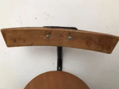 Bureau écolier avec son encrier signé