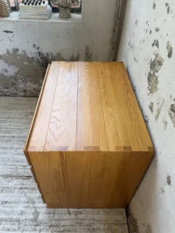 Bureau + commode + tabouret pin Maison Regain Savoie