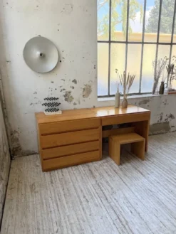 Bureau + commode + tabouret pin Maison Regain Savoie