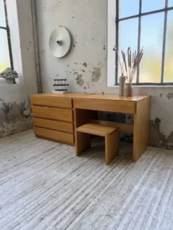 Bureau + commode + tabouret pin Maison Regain Savoie