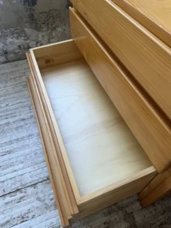 Bureau + commode + tabouret pin Maison Regain Savoie