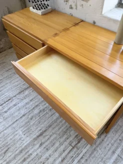 Bureau + commode + tabouret pin Maison Regain Savoie