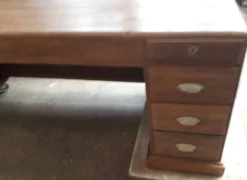 Bureau comptoir en bois exotique