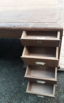Bureau comptoir en bois exotique