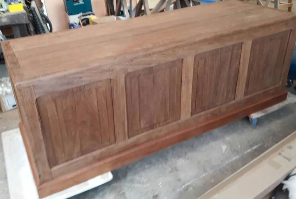 Bureau comptoir en bois exotique