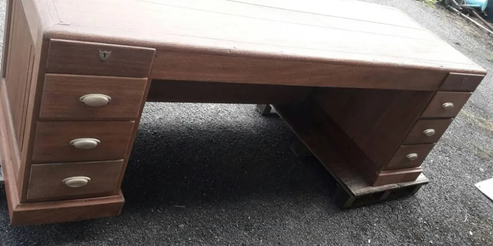 Bureau comptoir en bois exotique