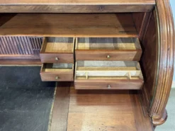 Bureau à cylindre bibliothèque époque Louis XVI en acajou et noyer