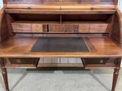Bureau à cylindre bibliothèque époque Louis XVI en acajou et noyer