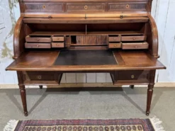Bureau à cylindre bibliothèque époque Louis XVI en acajou et noyer
