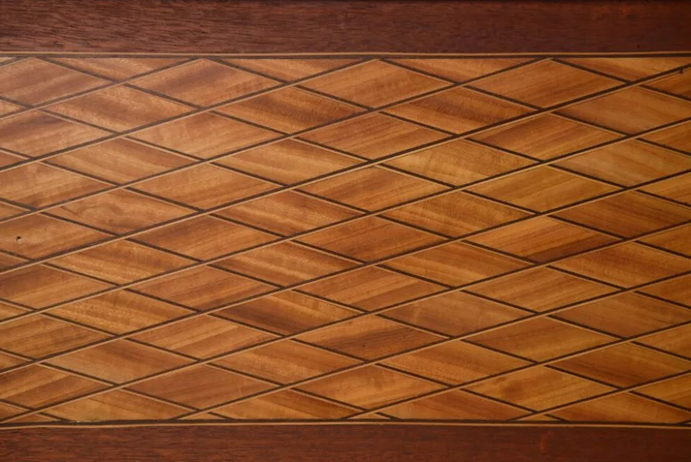 Bureau à cylindre de style Louis XVI en marqueterie époque Napoléon III